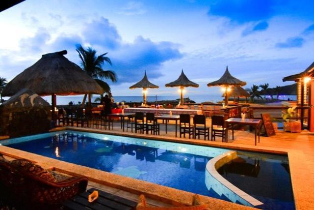 Golden Point Resort Ракіракі Екстер'єр фото